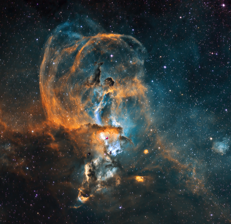 Statue of Liberty Nebula Telescope Live